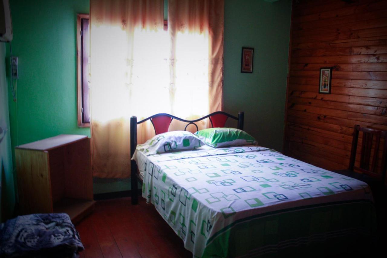 Hostel Haus Puerto Iguazú Dış mekan fotoğraf